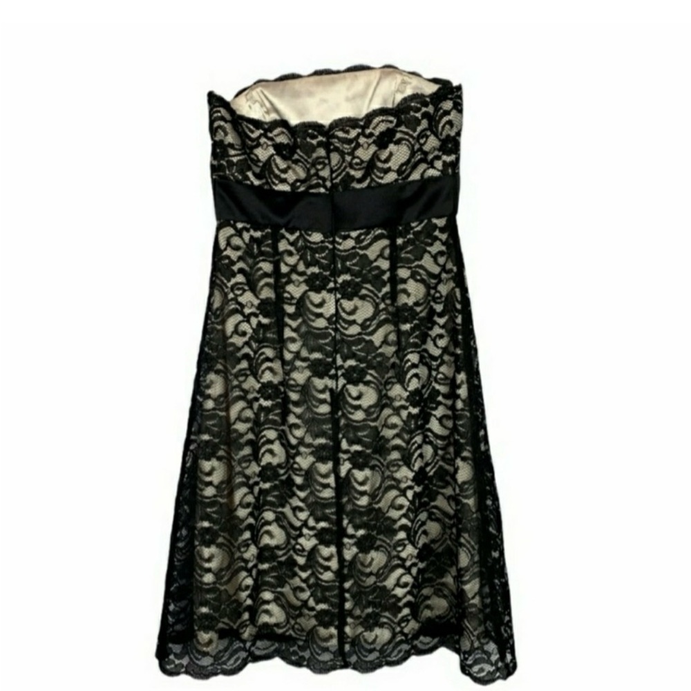 White House|Black Market Elegant Black Lace Strapless Dress Size 4 - Picture 3 of 14